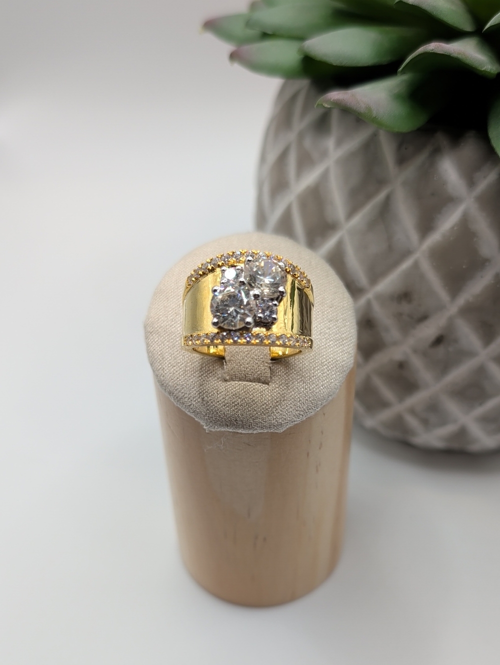 2.00 Ct Round Cut Real Moissanite Cluster Ring, Sz 8